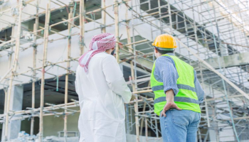 كود البناء السعودي والبناء الذكي: دليل التراخيص والتصاميم الهندسية المعتمدة