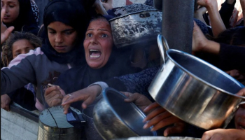 الأمم المتحدة: حرمان المدنيين في غزة من الغذاء قد يشكّل جريمة حرب.. ودعوة لتحقيق دولي عاجل