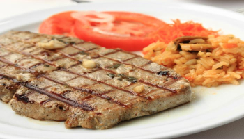 ستيك التونا مع أرز البريمافيرا
