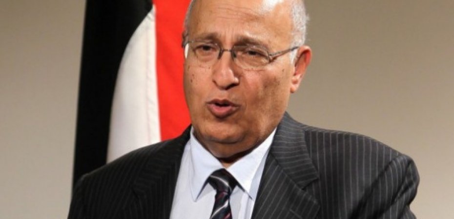 نبيل شعت
