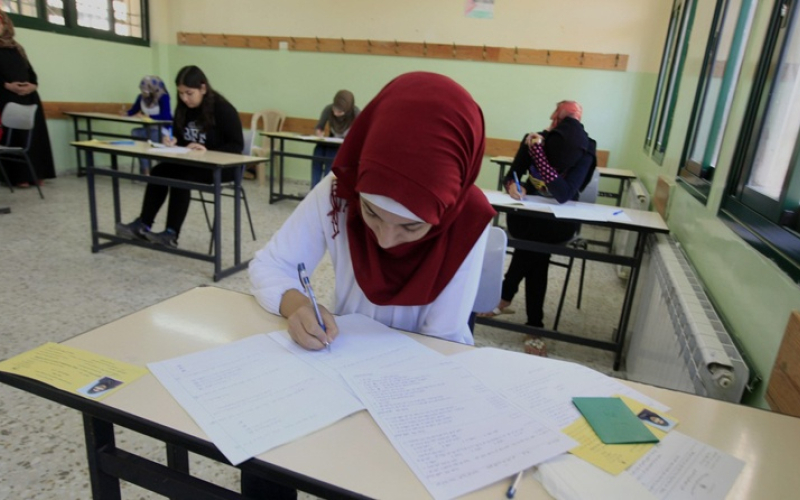 وزارة التربية: إعلان نتائج الثانوية العامة مطلع أغسطس وتجربة إلكترونية لطلبة غزة السبت المقبل