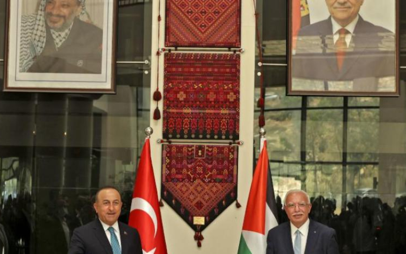 وزير خارجية تركيا يصل رام الله